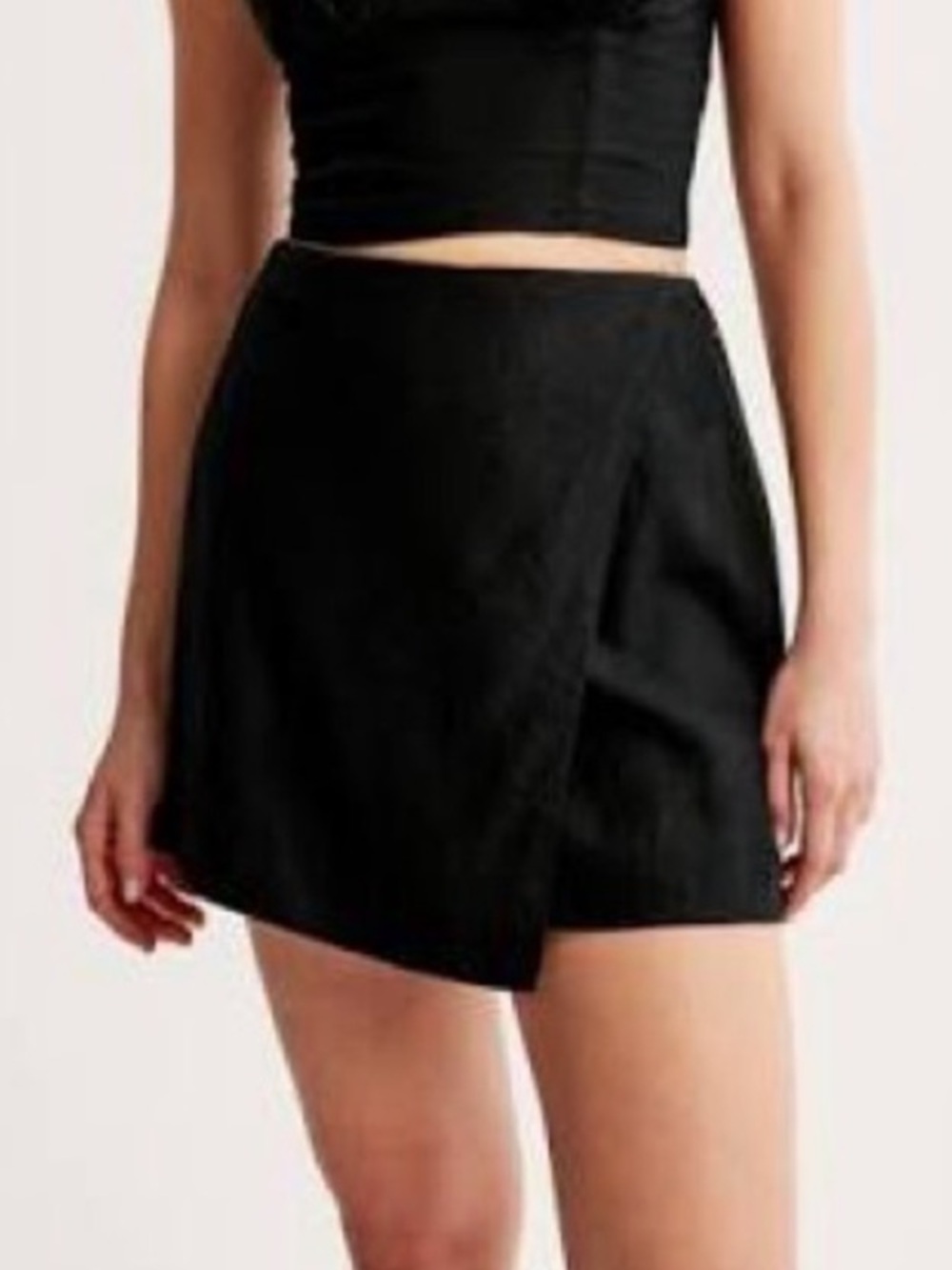 Abercrombie & Fitch Black Asymmetrical Wrap Mini Skort Mid Rise